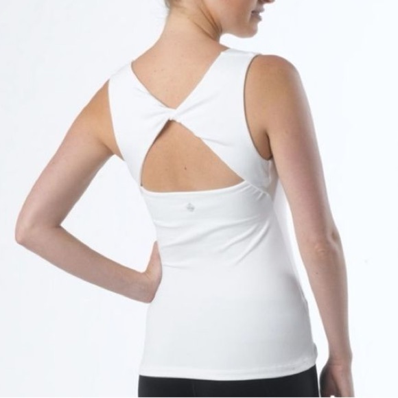 PRANA | Women’s Lark Twist Back Cutout Yoga Tank Top Shelf Bra White Small - Picture 2 of 7